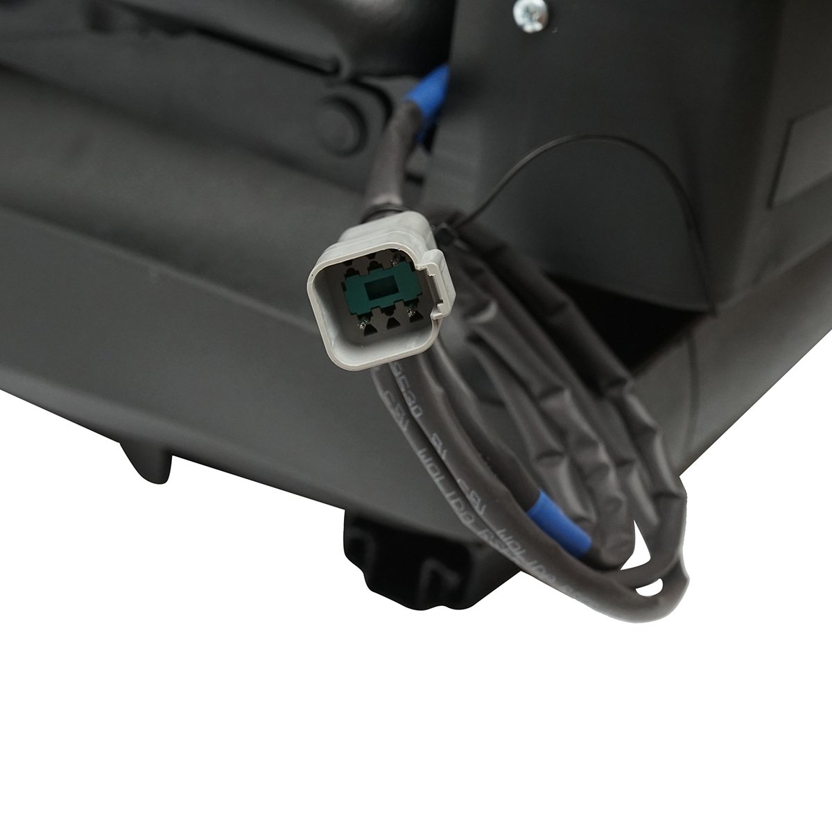 Scaun universal reglabil pentru tractor cu centura de siguranta si cotiere 610x390mm